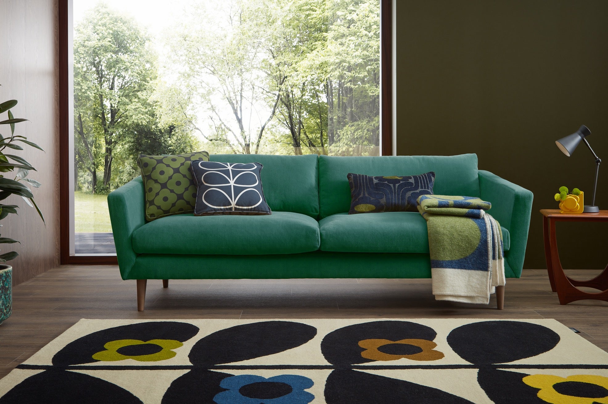 Dorsey Plain Large Sofa
